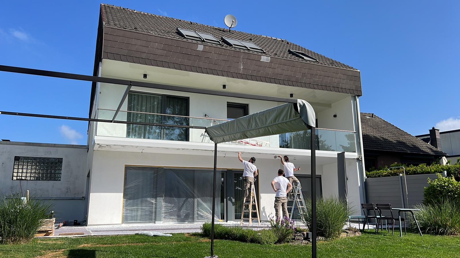 Fassadenanstrich 2-Familienhaus — Außenmalerarbeiten Triaform GmbH